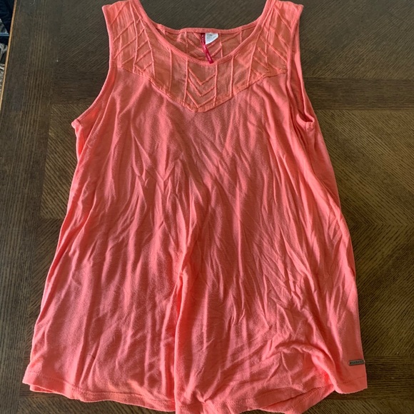 Element Top - Picture 7 of 11